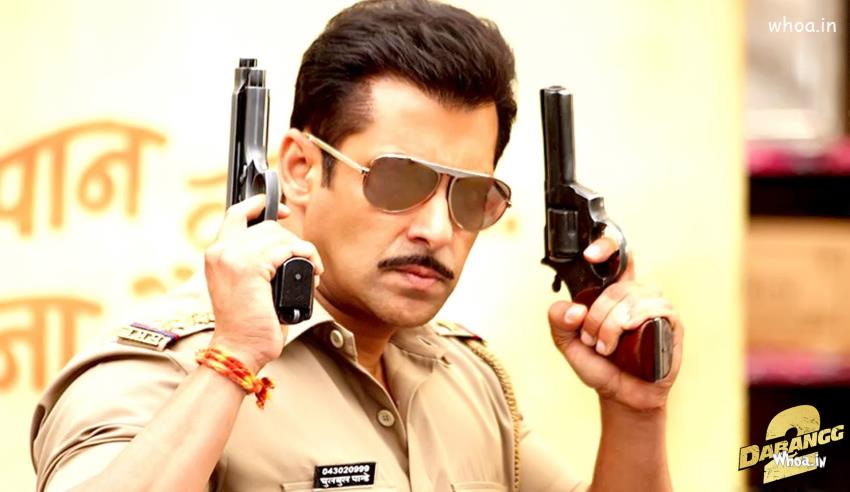 Salman Khan In Dabangg 2 With Two Gun