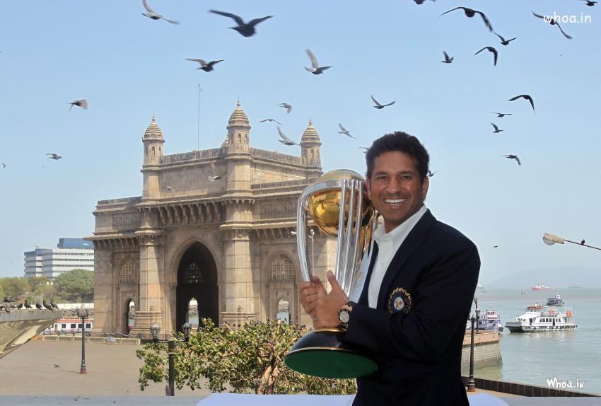 Sachin Tendulkar With World Cup