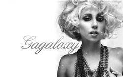 lady gagas simple black and white walpaper