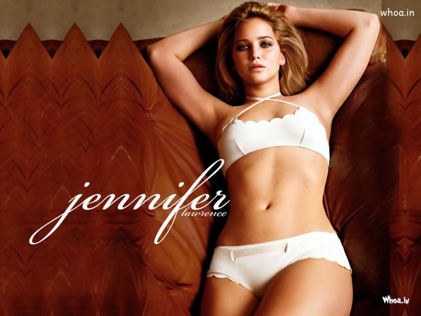 Jennifer Lawrence Sleeping With White Bikini