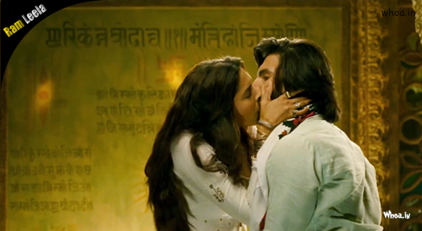 Ranveer Singh And Deepika Padukone Kiss Wallpaper Of Ram Leela Mov