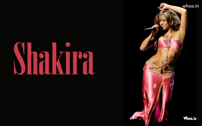Wallpaper Of Shakira Having Fun Singing
