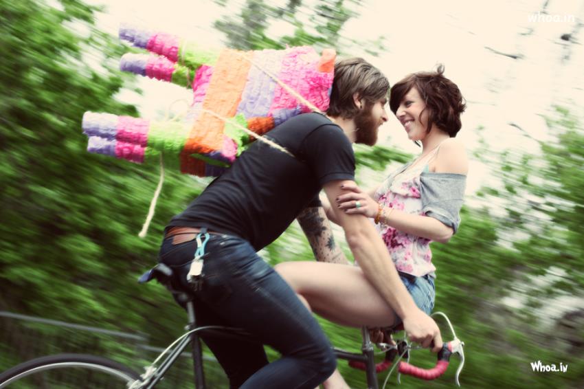 Couple Going On A Bicycle Natural HD Wallpapers 