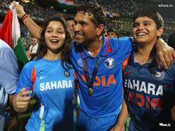 sachin tendulkar stadium photo with girls