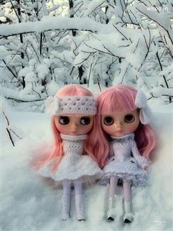 twins barbie dall in snow fall