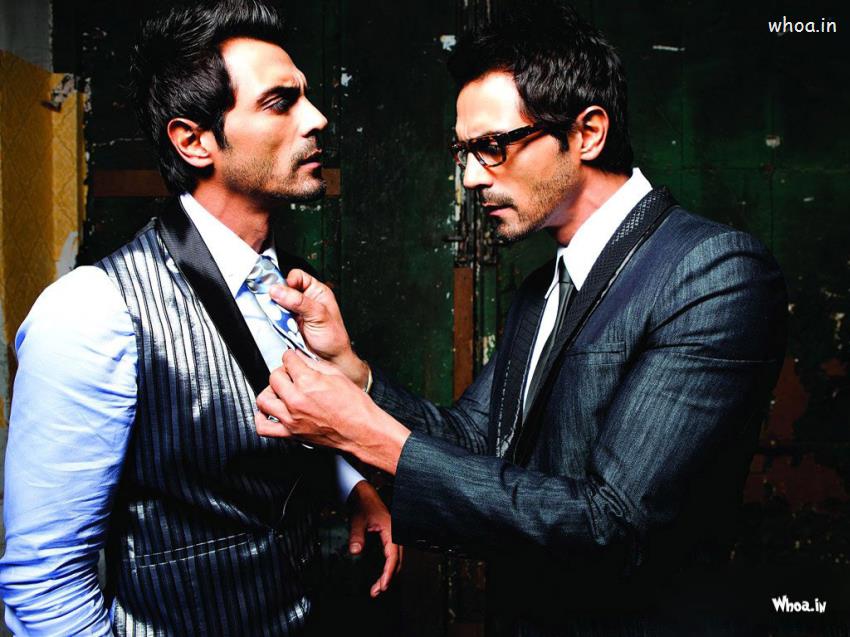 Arjun Rampal Black Suit With Black Background In New Look Wallpaper