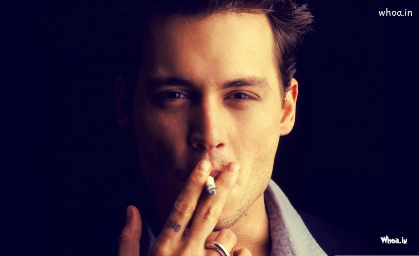 Johnny Depp Chain Smoker Style And Face Closeup Wallpaper