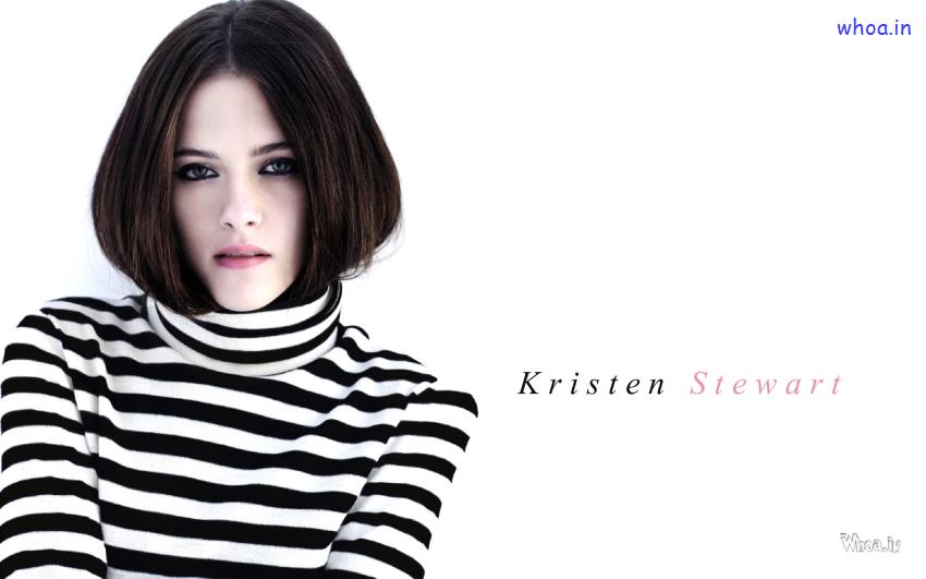 Kristen Stewart In White And Black Sripped Sweater