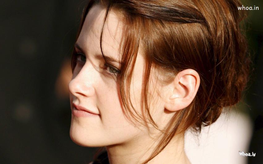 Kristen Stewart Portrait Face Close Up