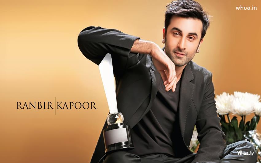 Ranbir Kapoor In Black Suit Awards HD Wallpaper