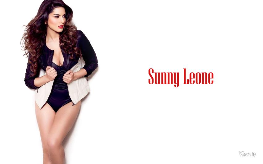Sunny Leone Sizzles In Black