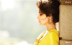 Anushka Sharma Yellow Dress Filmfare Magazine HD Wallpaper