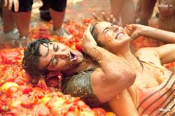 Katrina Kaif and Hrithik Roshan in zindagi na milegi dobara Movies Images