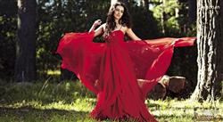 Shraddha Kapoor Red Dress in Aashiqui 2 Movies Wallpaper