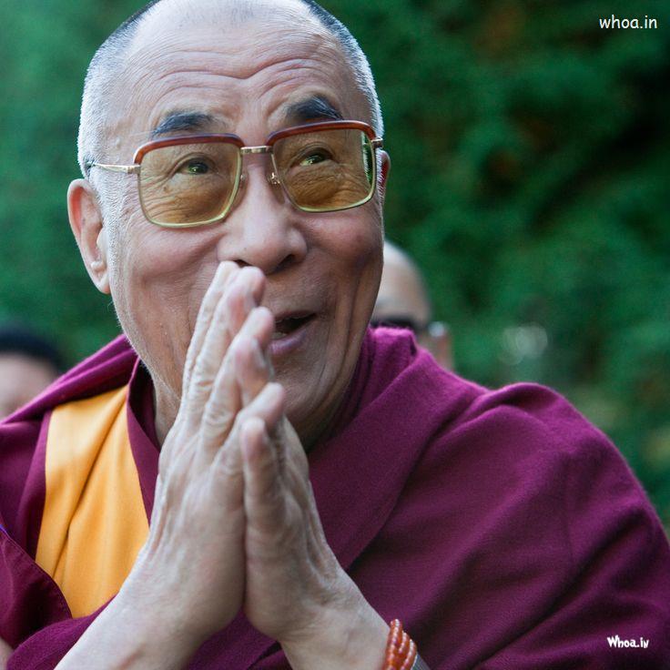 Dalai Lama Smiley Face In Conference HD Wallpaper