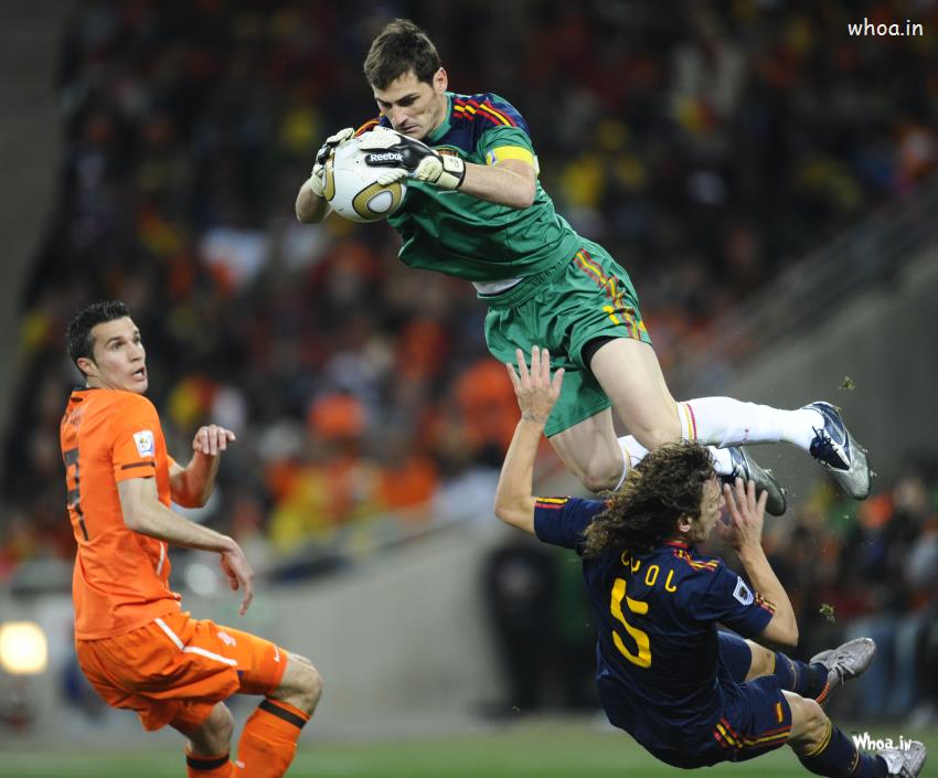 Iker Casillas Saves Ever Real Madrid Spain Goalkeeper HD Wallpaper
