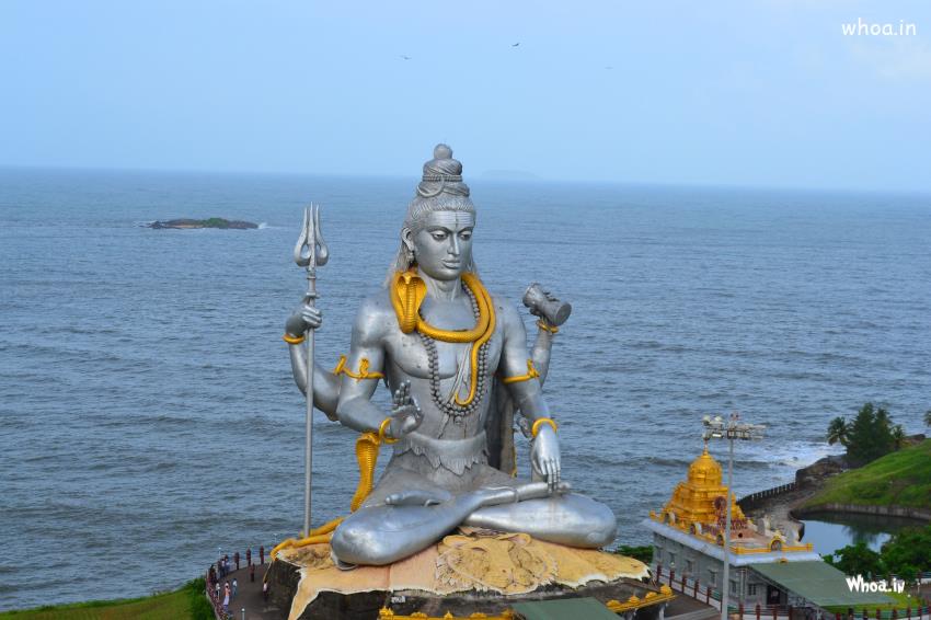 Murudeshwar Temple In Karnataka Lord Shiva Statue With Sea View