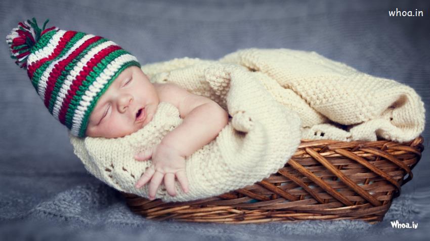 Newborn Cute Baby Sleeping In Basket HD Baby Sleep Wallpaper