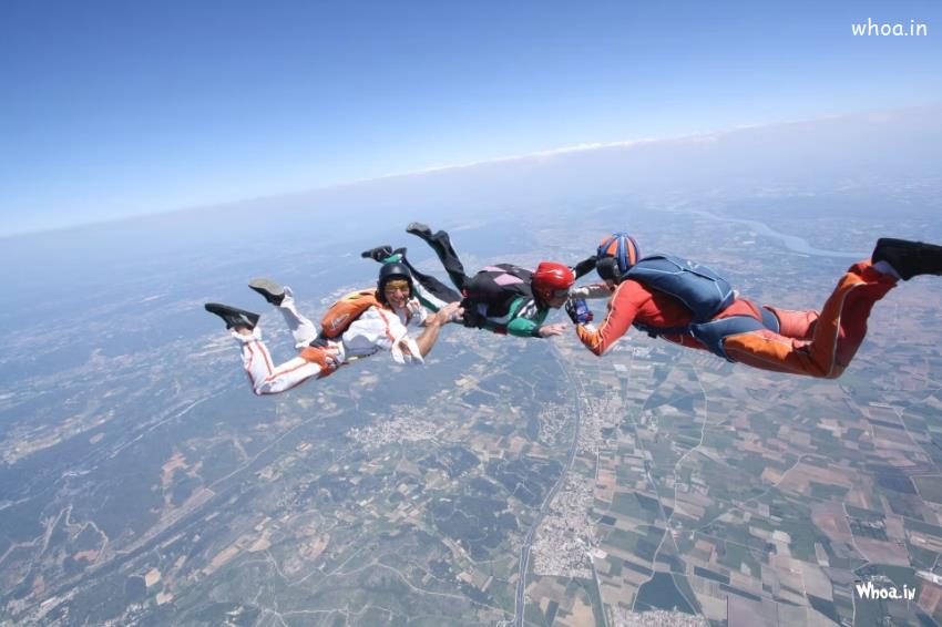 Sky Diving Images , Natural Sky Diving New Pictures