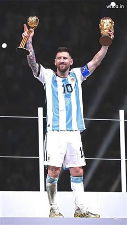 Messi images winning game trofi images ,wallpapper
