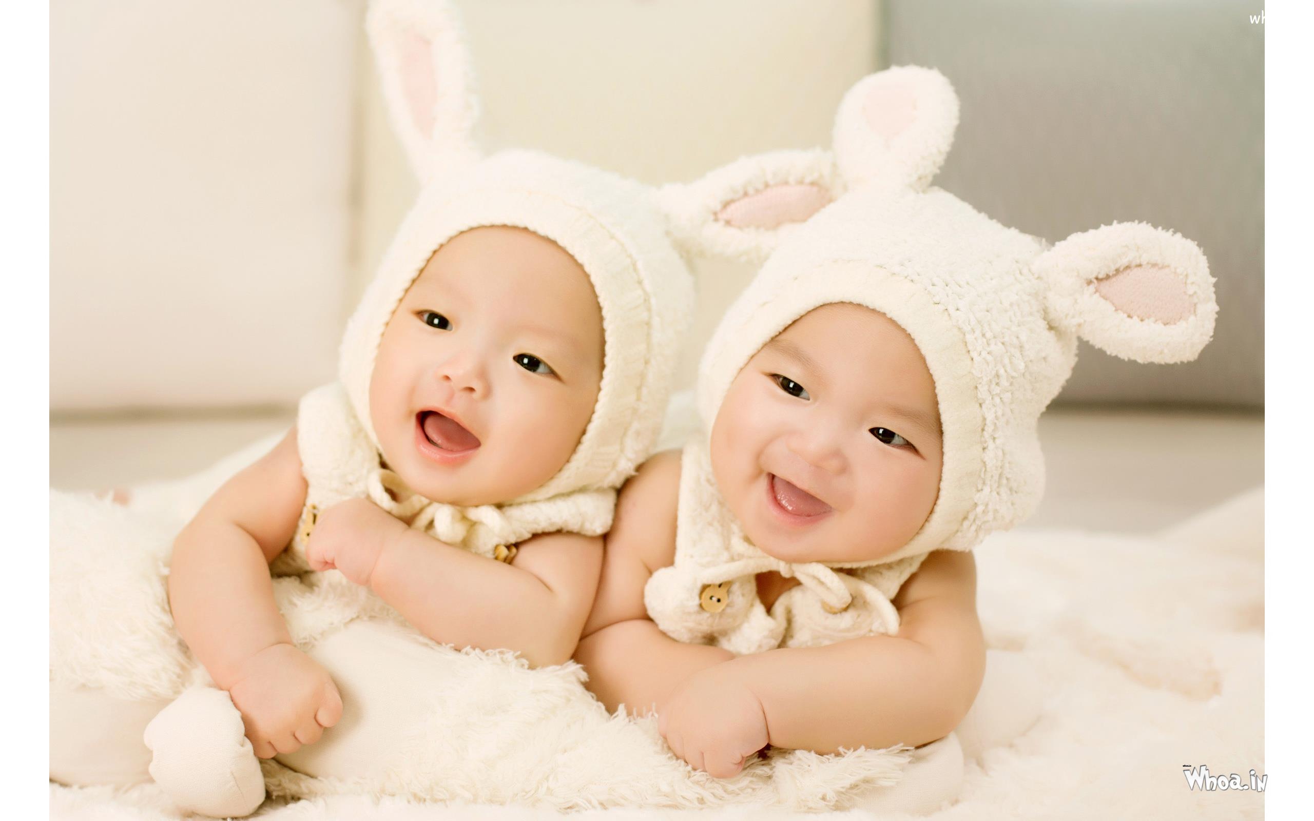 Cute Twins Baby HD Wallpaper